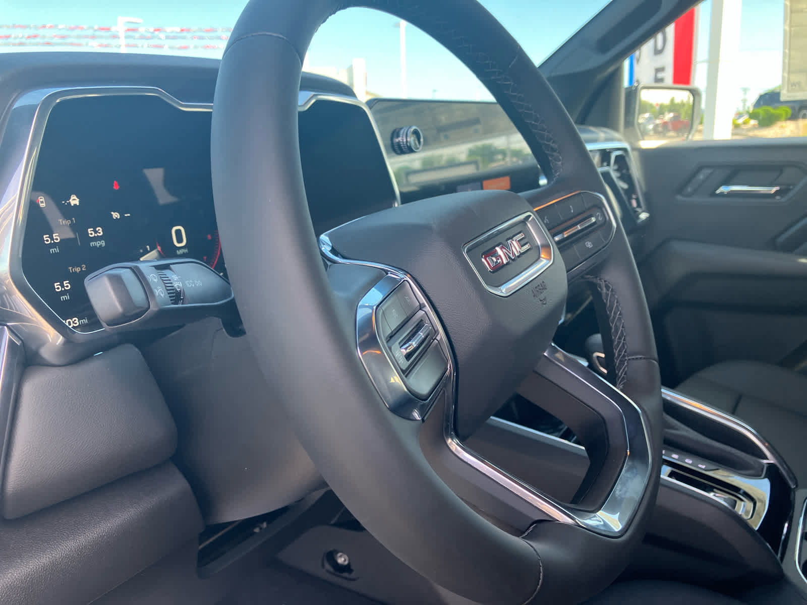 New 2026 GMC Canyon Elevation w/ Convenience Package RWD image 9