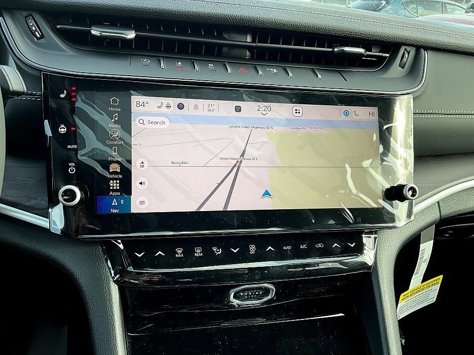 New 2026 Jeep Grand Cherokee Laredo image 23