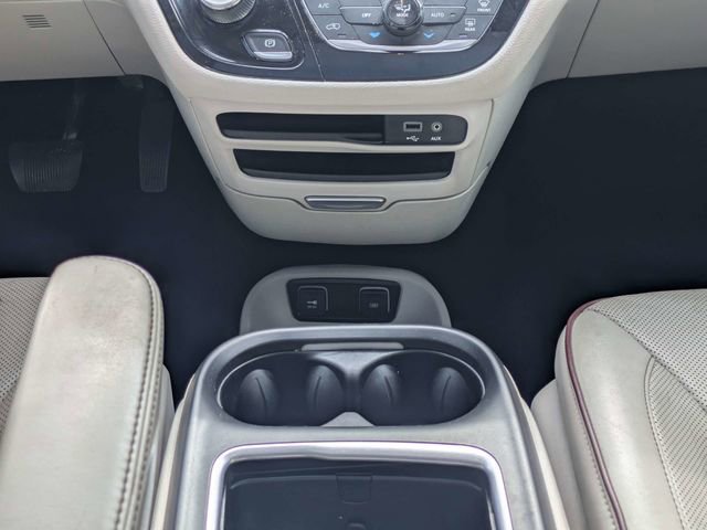 Used 2020 Chrysler Pacifica Limited FWD image 20