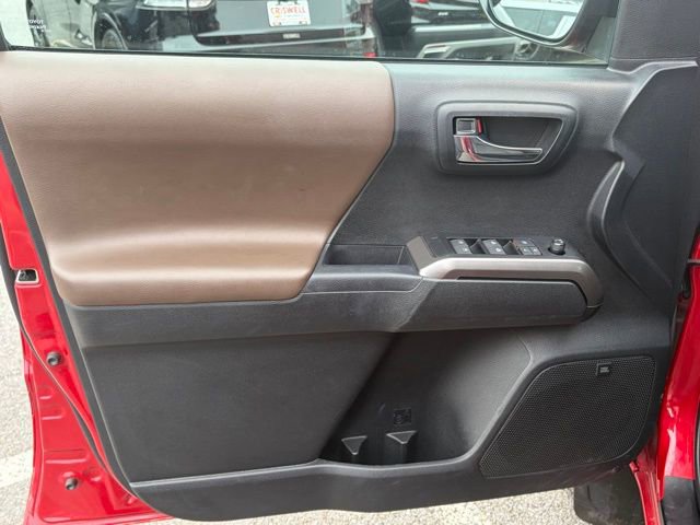 Used 2023 Toyota Tacoma Limited AWD/4WD image 12