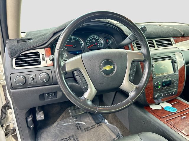 Used 2011 Chevrolet Avalanche LTZ AWD/4WD image 8