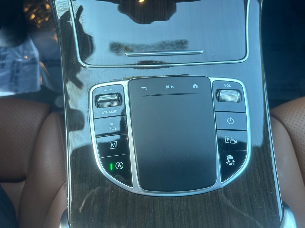 Used 2021 Mercedes-Benz GLC 300 4MATIC w/ AMG Line image 15