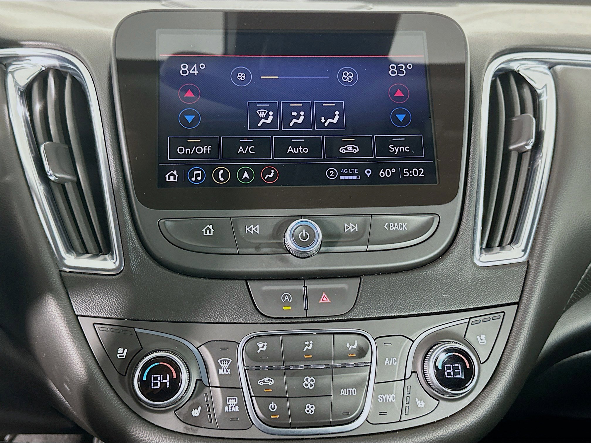 Used 2024 Chevrolet Malibu LT image 23