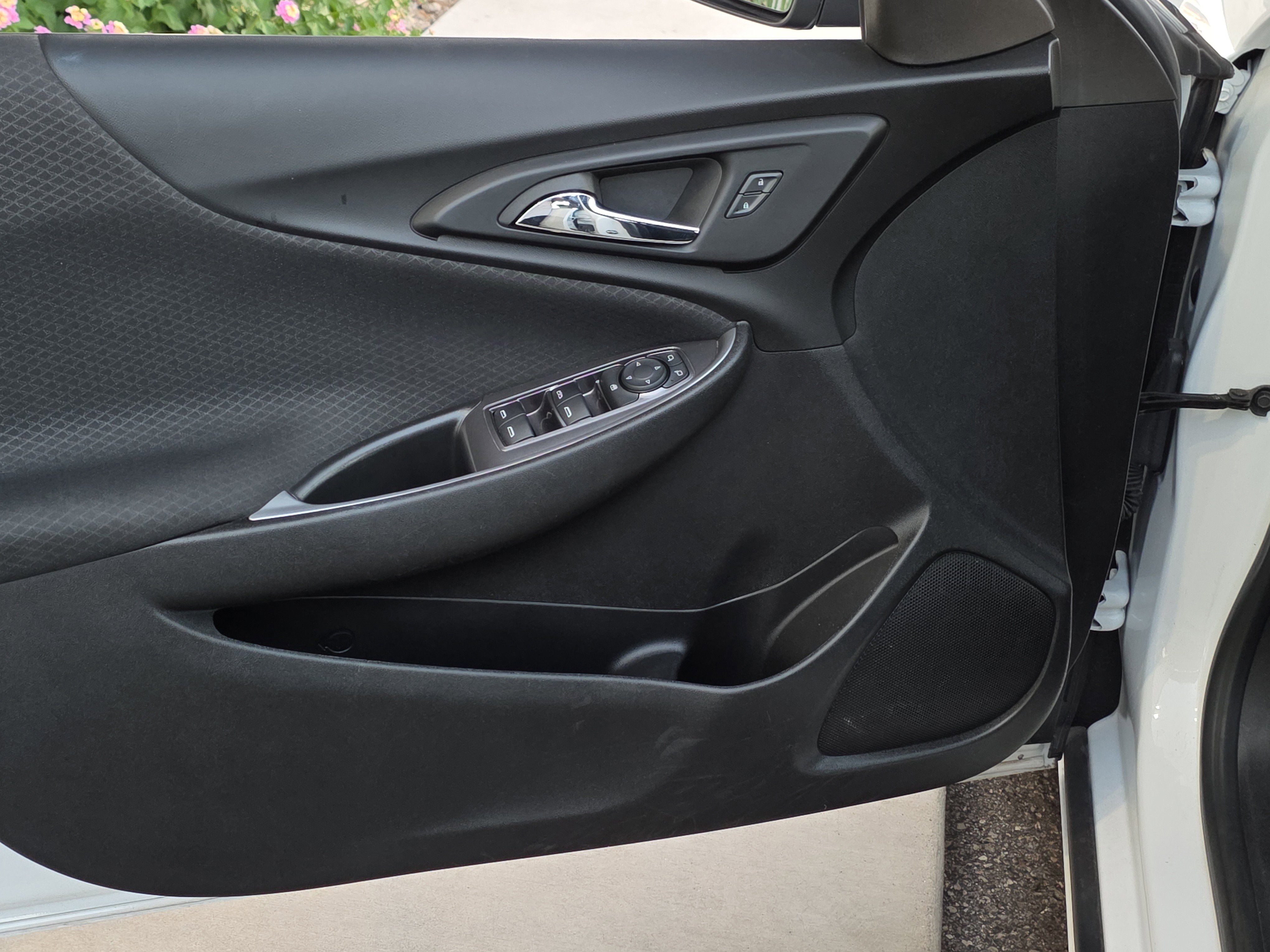 Used 2024 Chevrolet Malibu LT image 10