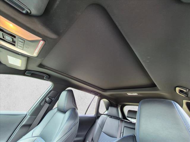 Used 2019 Toyota RAV4 XSE AWD/4WD image 17