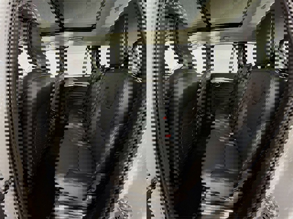 Certified 2025 Volvo XC90 B5 Core image 25