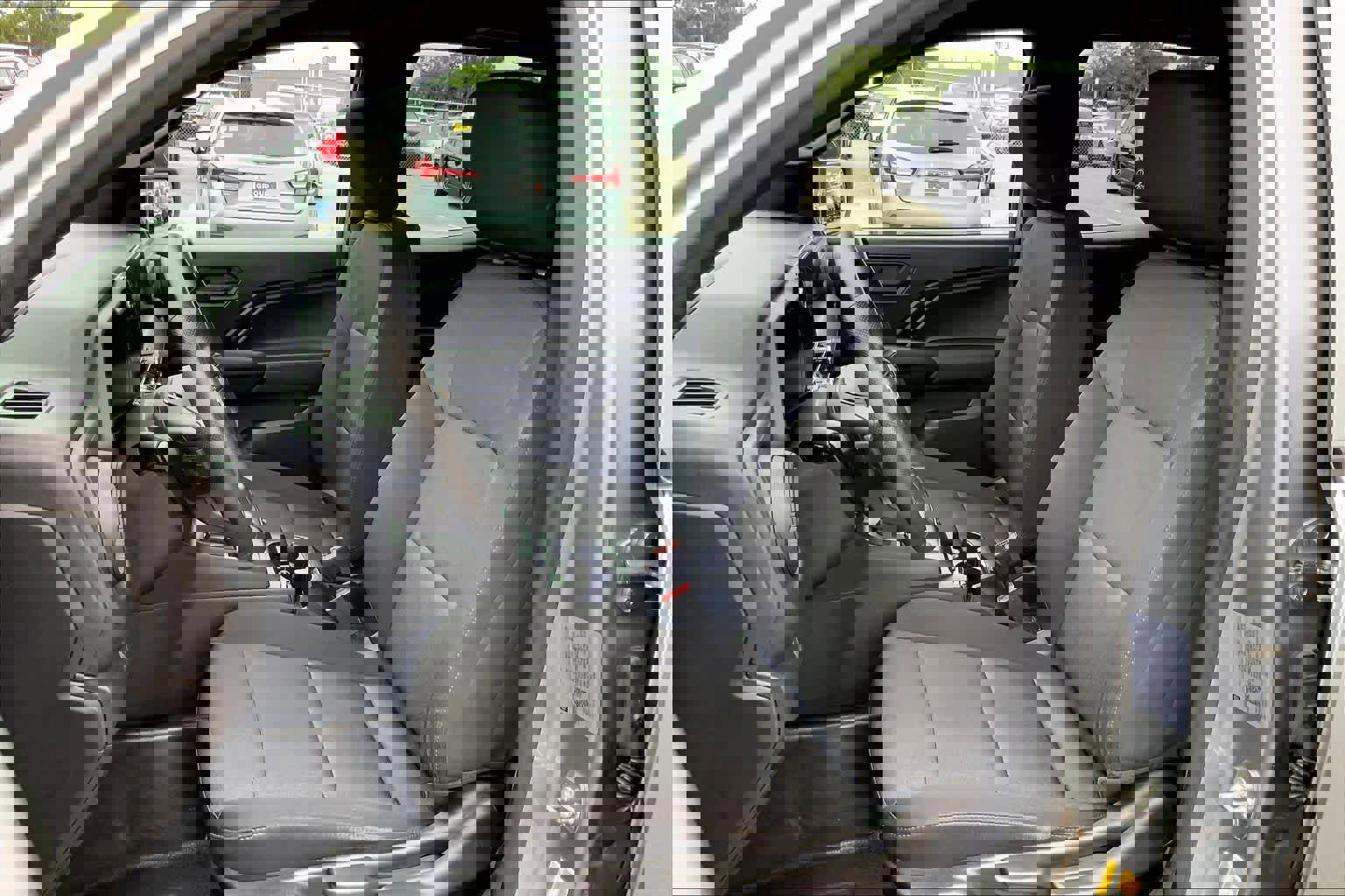 Used 2023 Chevrolet Colorado W/T image 8