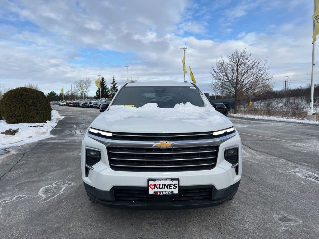 New 2026 Chevrolet Traverse LT image 2