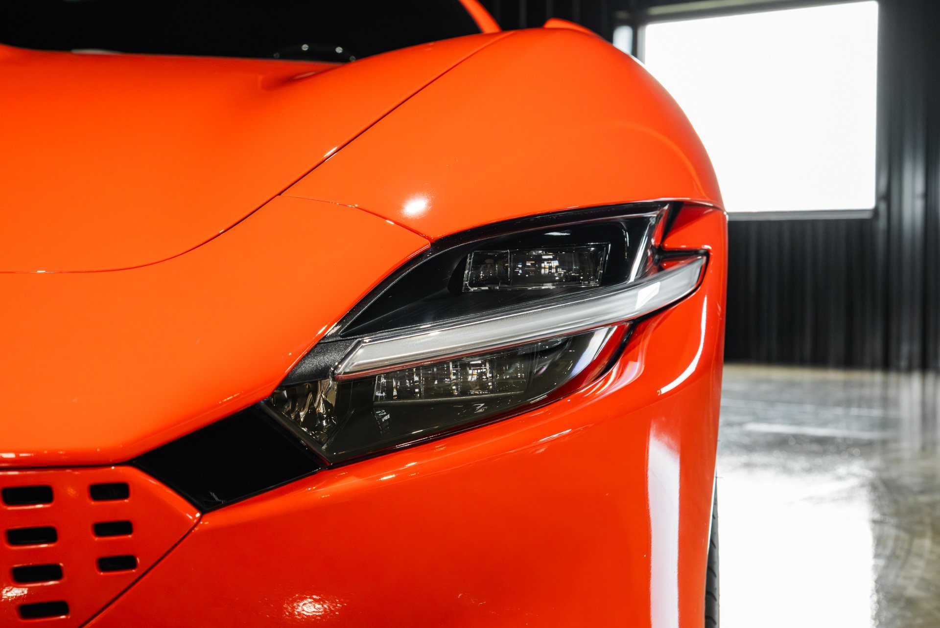 Used 2021 Ferrari Roma RWD image 47