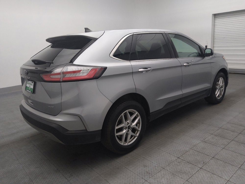 Used 2024 Ford Edge SEL image 10