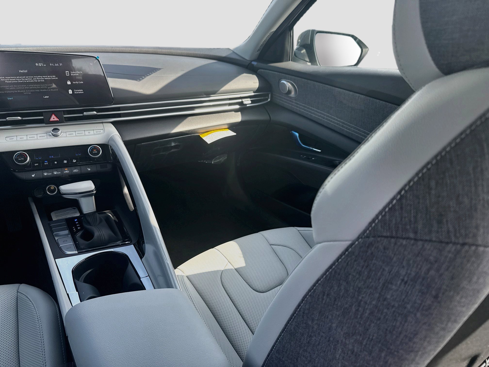 New 2026 Hyundai Elantra Limited FWD image 16