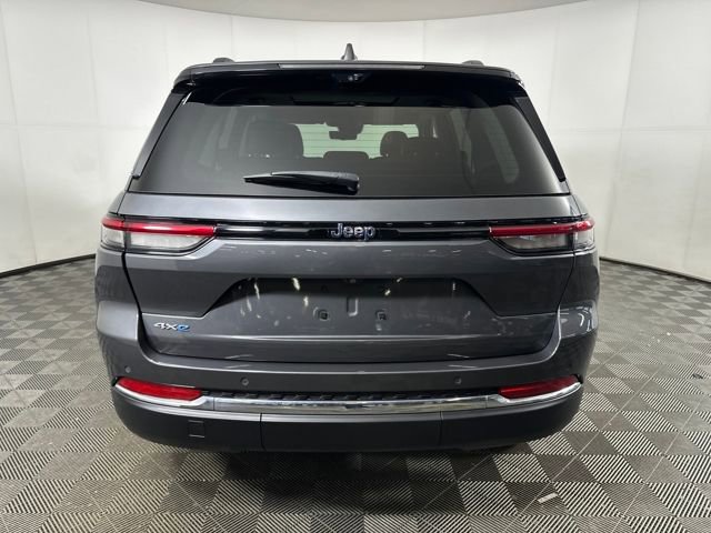 Used 2023 Jeep Grand Cherokee 4WD 4xe w/ Luxury Tech Group II image 4