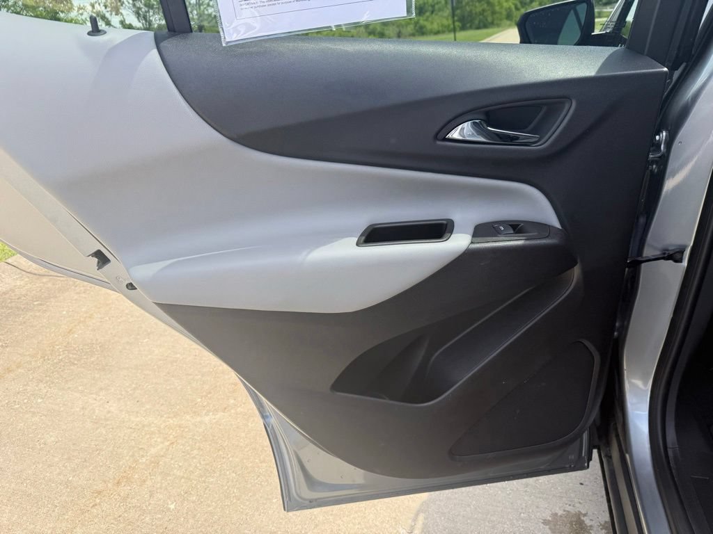 Used 2024 Chevrolet Equinox LS w/ LS Convenience Package FWD image 12