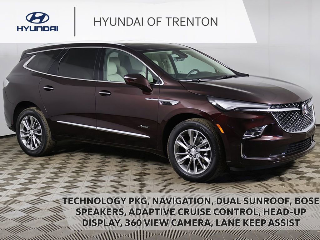 Used 2022 Buick Enclave Avenir w/ Avenir Technology Package image 1