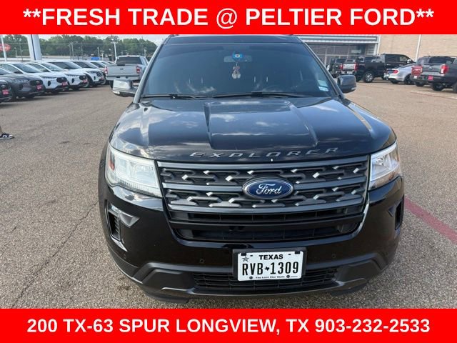 Used 2019 Ford Explorer XLT w/ Equipment Group 202A FWD image 2