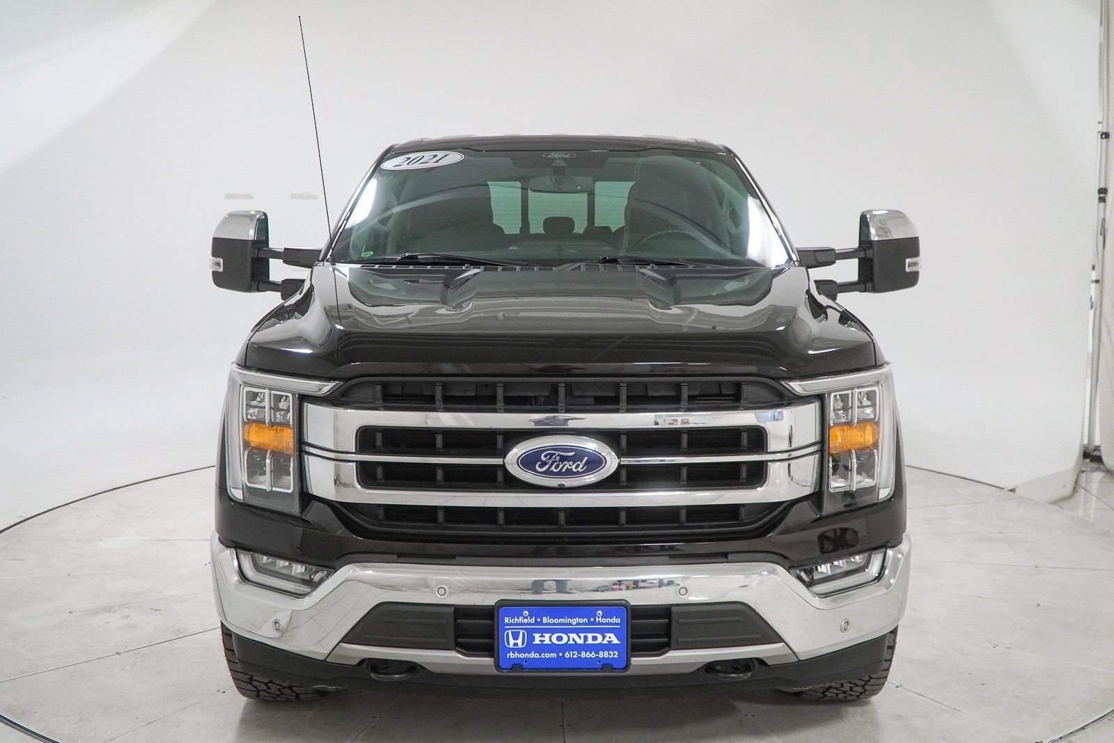 Used 2021 Ford F150 Lariat w/ Max Trailer Tow Package image 2