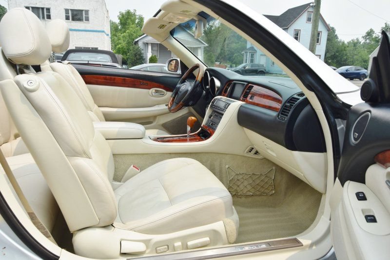 Used 2003 Lexus SC 430 Convertible RWD image 35