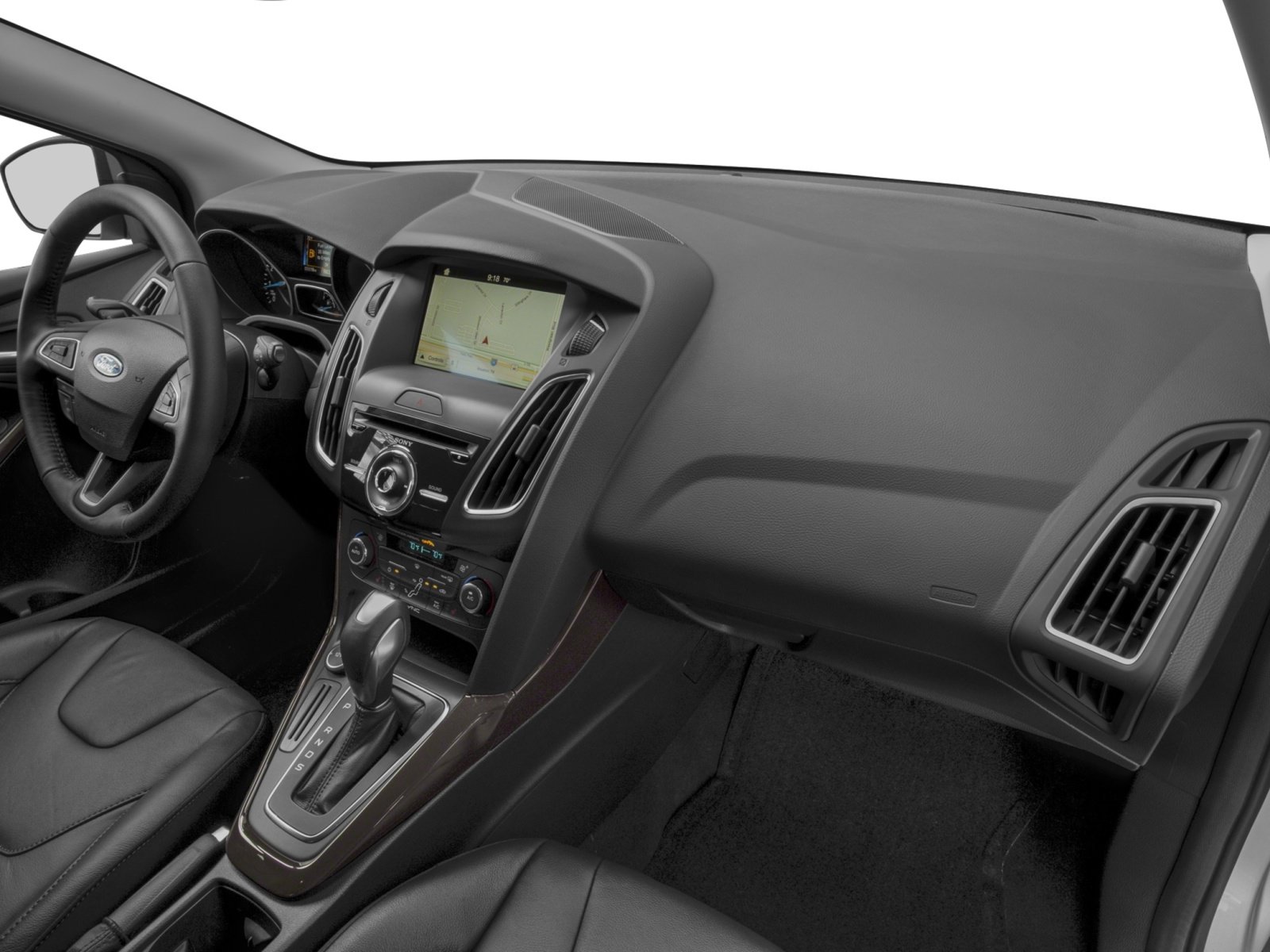 Used 2017 Ford Focus Titanium FWD image 12