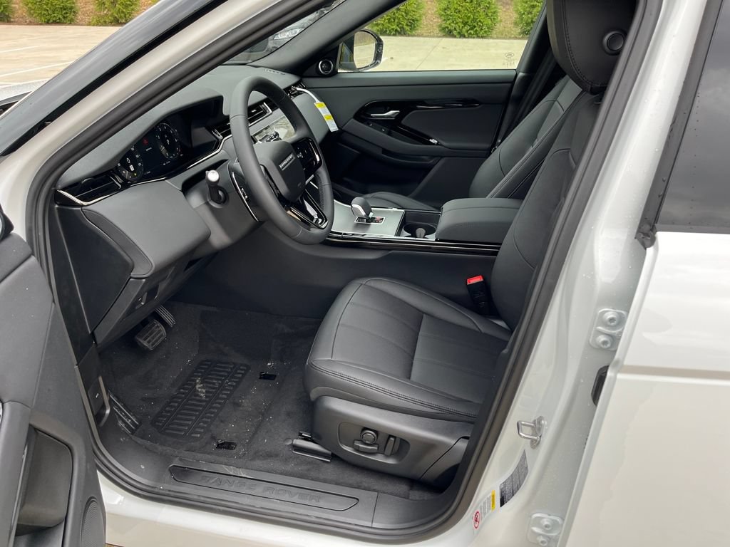 New 2026 Land Rover Range Rover Evoque S AWD/4WD image 9