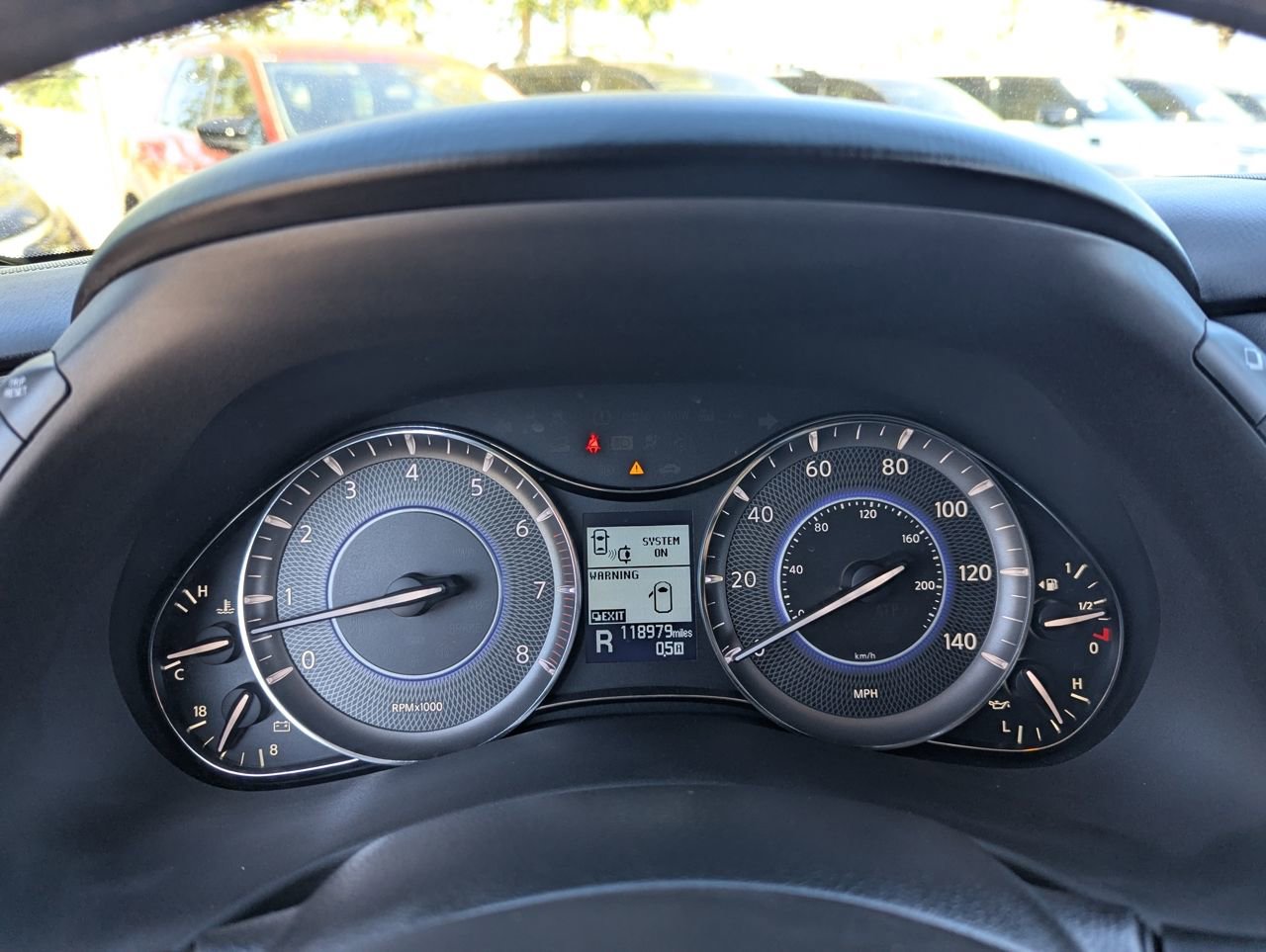 Used 2016 INFINITI QX80 2WD w/ Deluxe Technology Package image 31