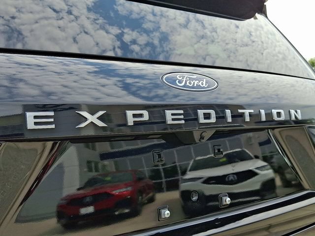 Used 2025 Ford Expedition Max Active AWD/4WD image 33