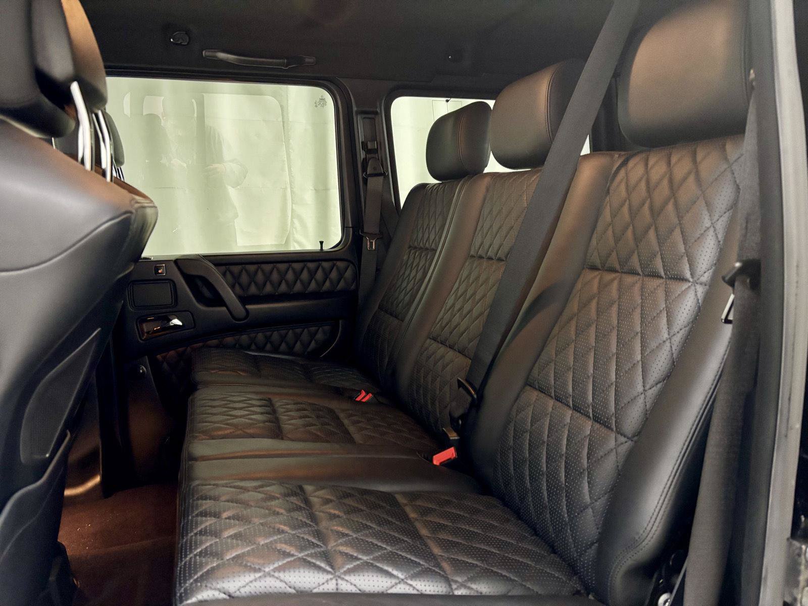 Used 2015 Mercedes-Benz G 63 AMG 4MATIC image 26