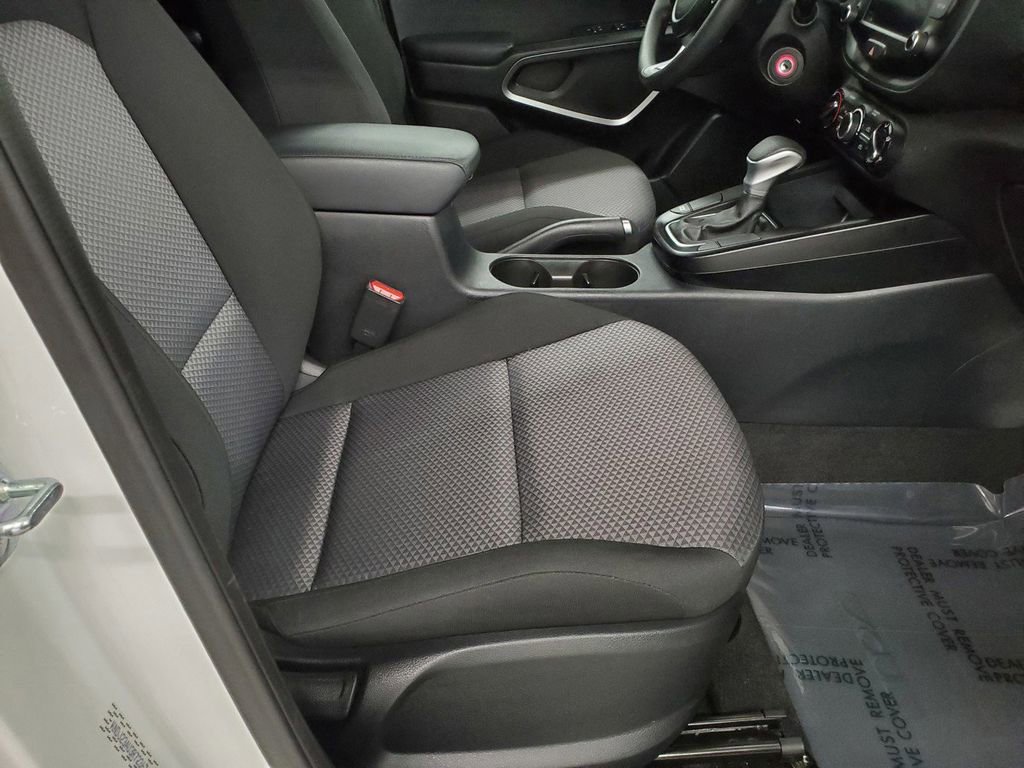 Used 2024 Kia Soul LX w/ Option Group 015 image 22