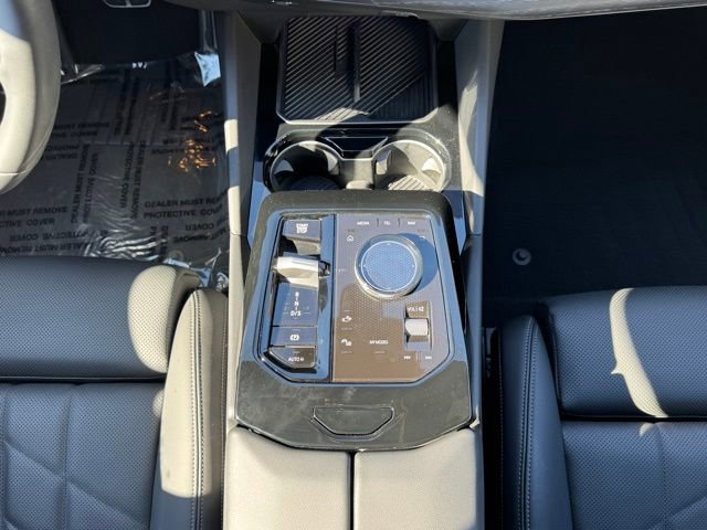 Certified 2024 BMW 530i xDrive w/ M Sport Package image 21