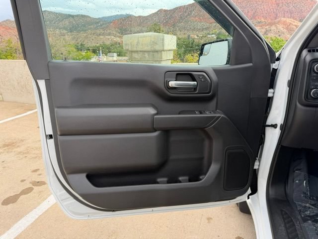 Used 2025 Chevrolet Silverado 1500 W/T w/ WT Value Package AWD/4WD image 12