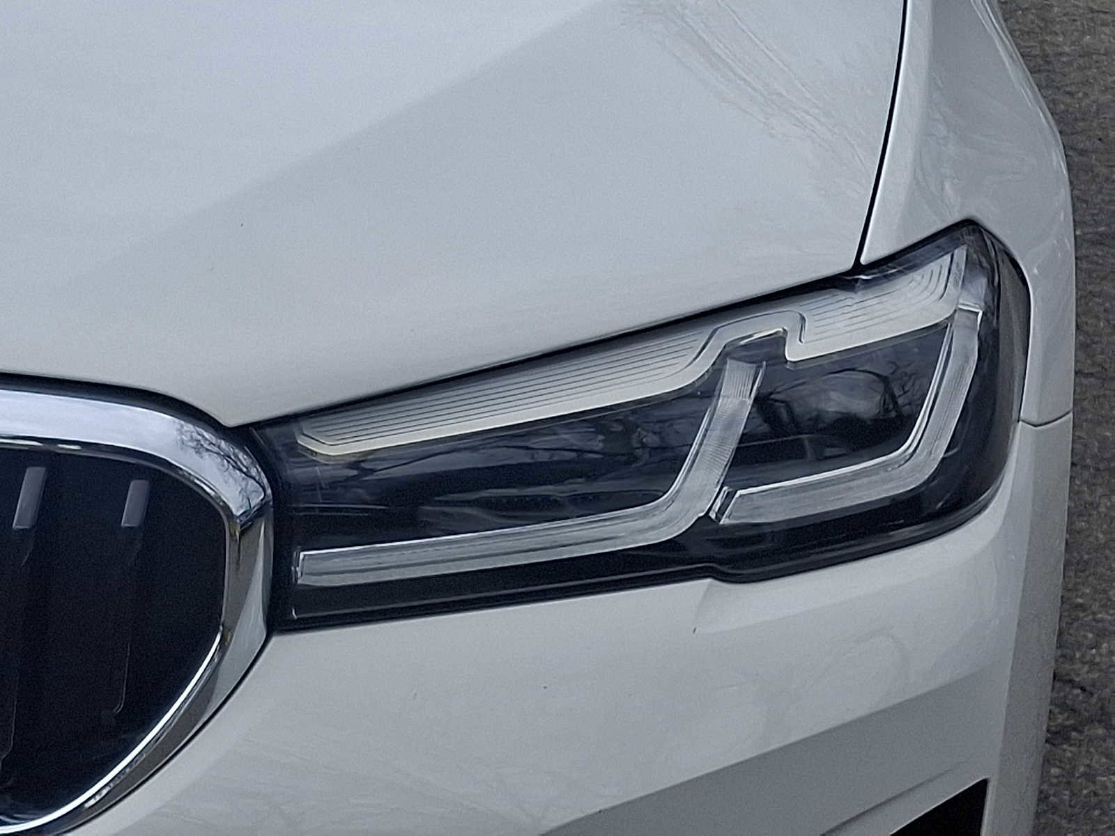 Used 2023 BMW 530i xDrive w/ Convenience Package image 9