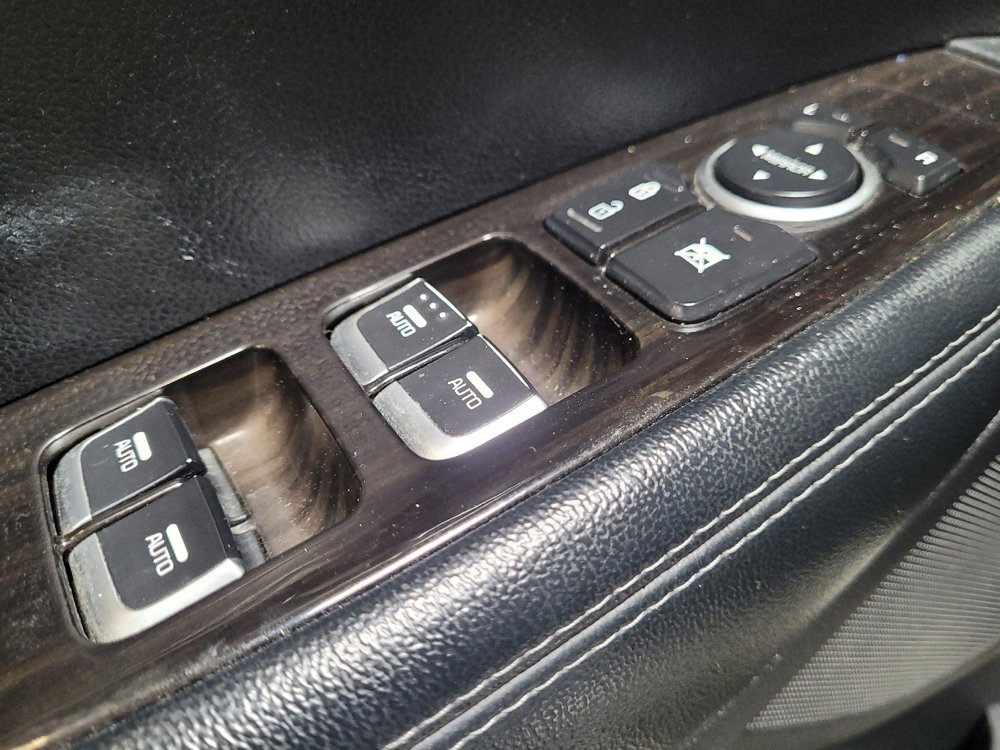Used 2019 Kia Sorento FWD image 27