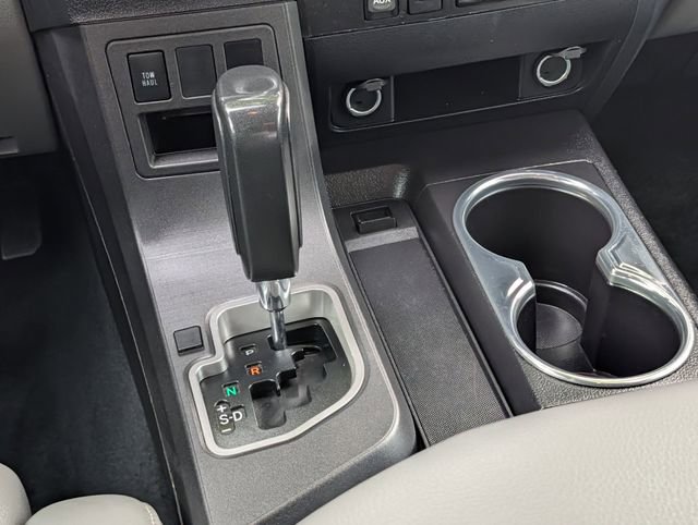 Used 2018 Toyota Sequoia Limited w/ Safety & Convenience Package image 14