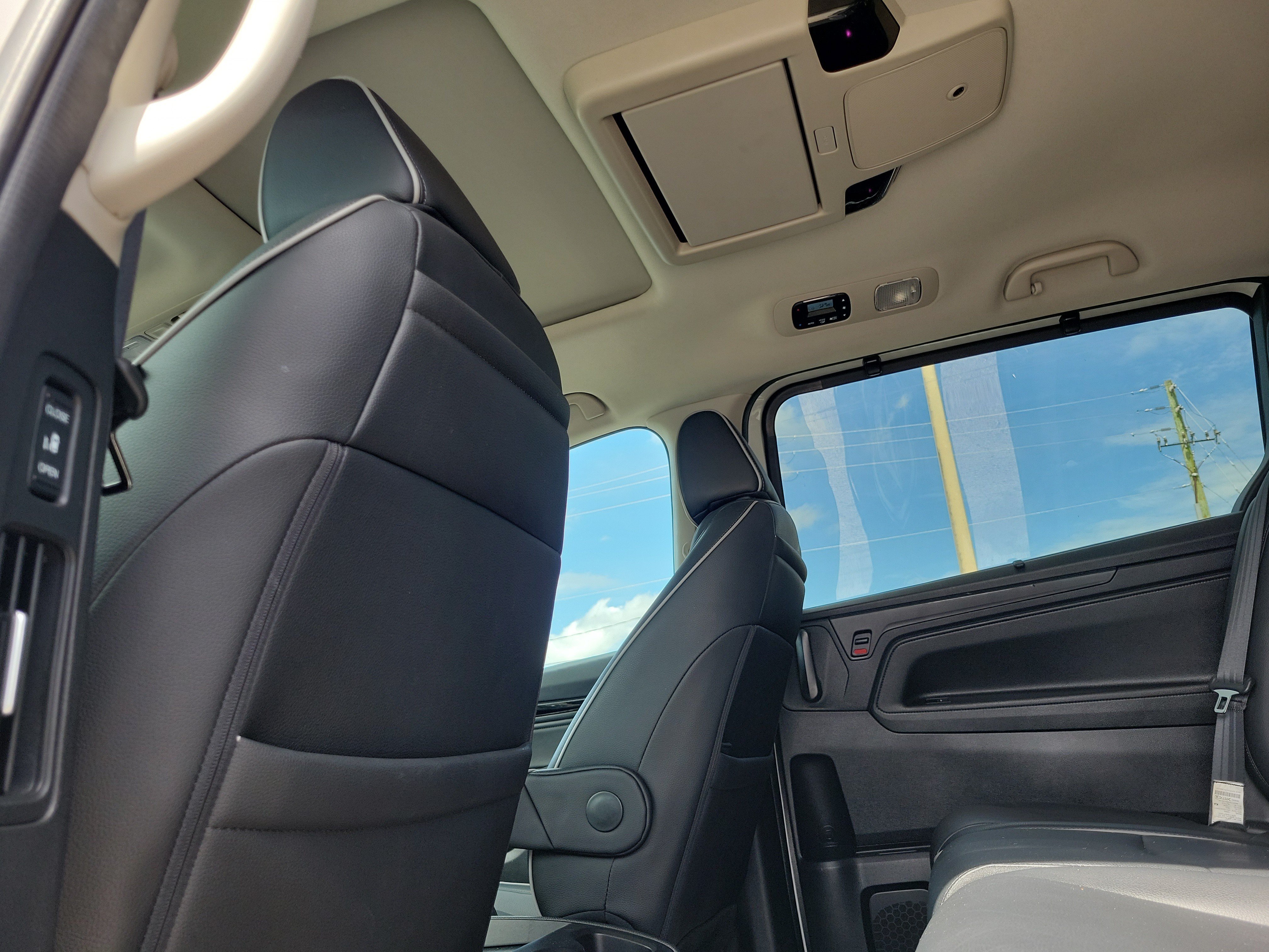 Certified 2025 Honda Odyssey Touring image 13