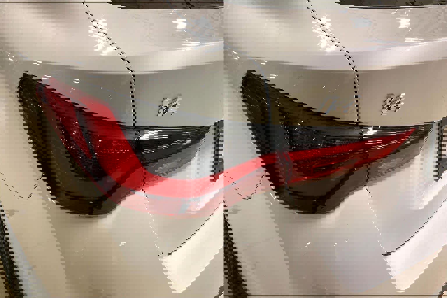 Certified 2025 BMW i4 eDrive40 image 26