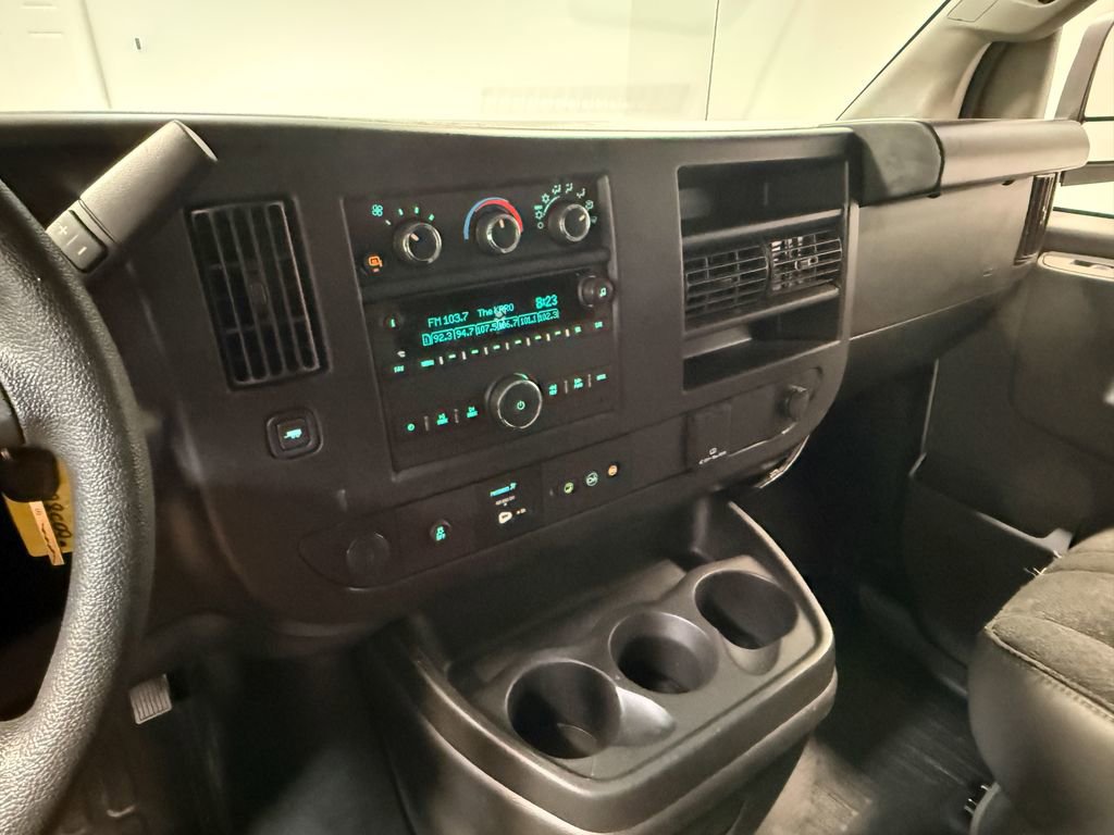 Used 2024 GMC Savana 2500 w/ Driver Convenience Package image 87