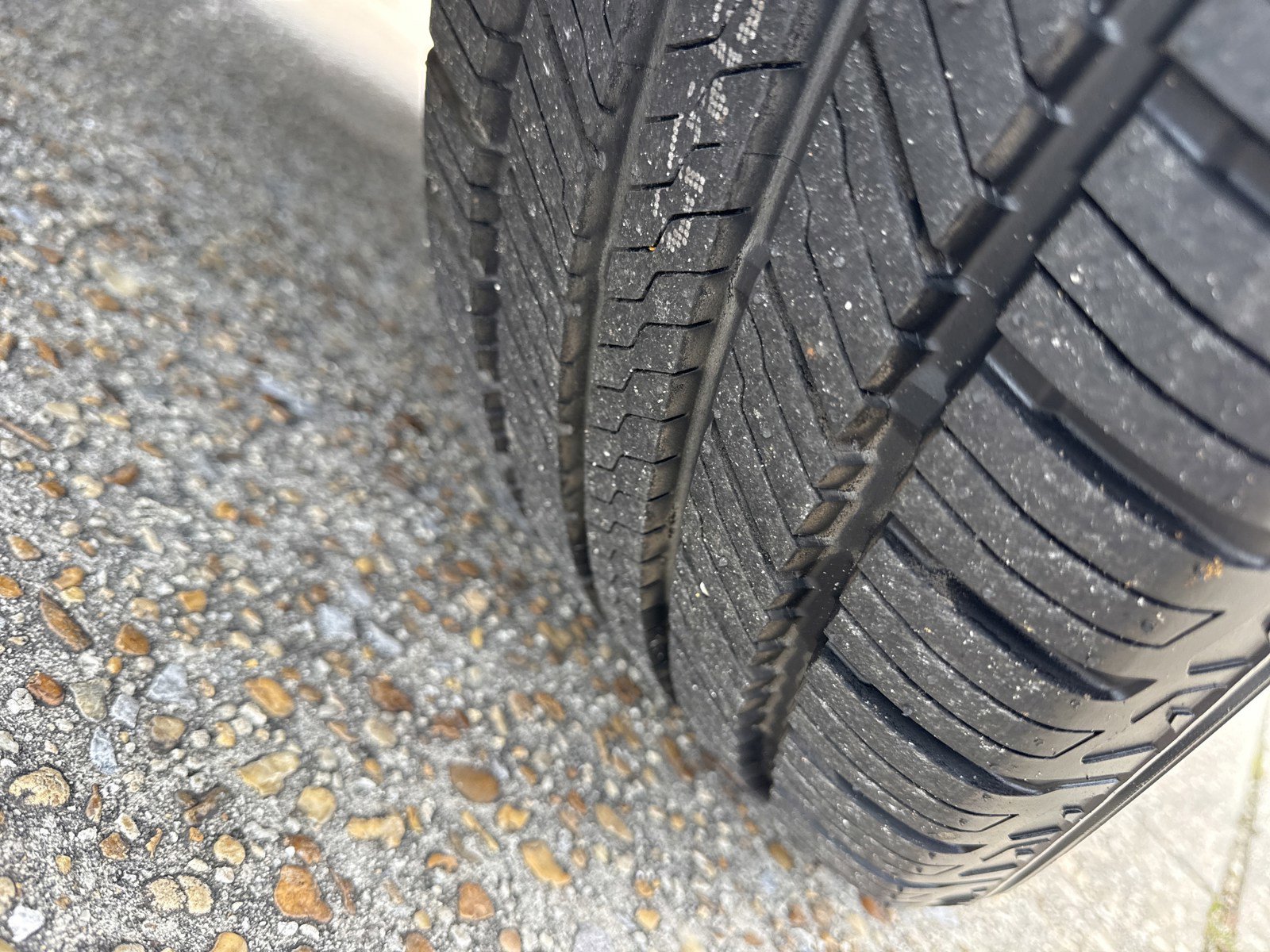 Used 2024 Chevrolet Equinox RS image 9