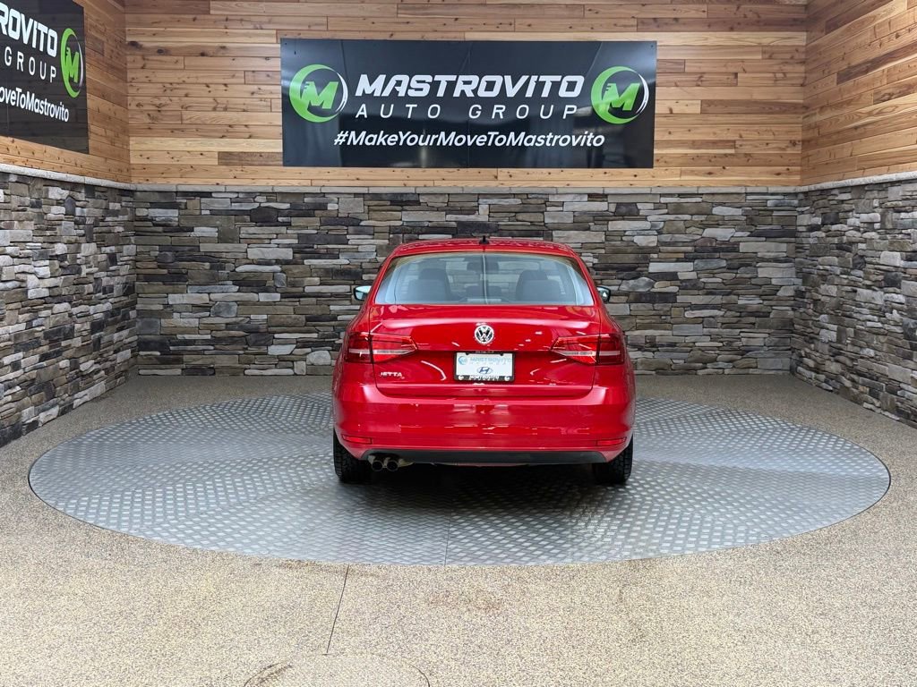 Used 2015 Volkswagen Jetta S image 8