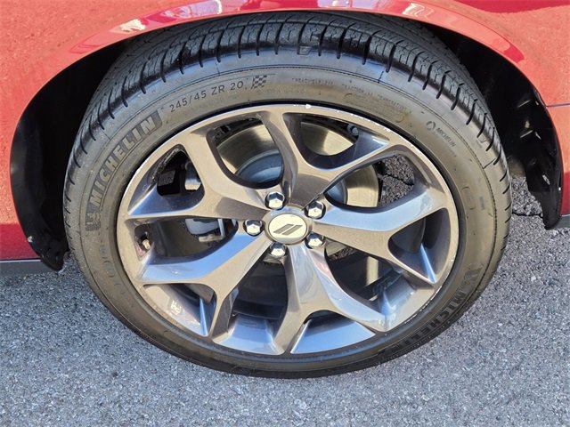 Used 2018 Dodge Challenger SXT Plus image 10