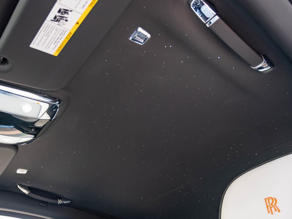 New 2026 Rolls-Royce Cullinan image 42