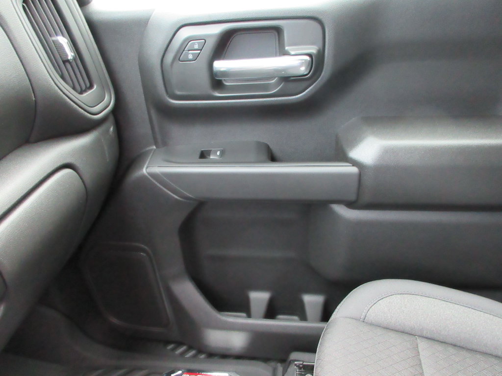 New 2026 Chevrolet Silverado 1500 Custom Trail Boss w/ LPO, Dark Essentials Package AWD/4WD image 32