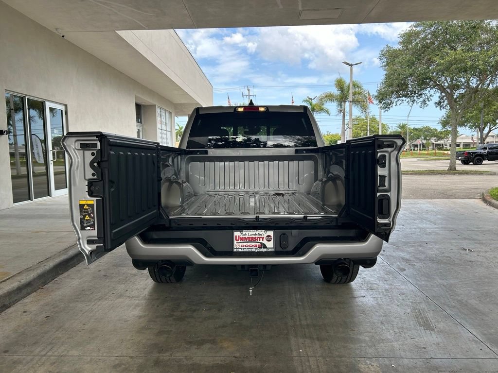 Used 2025 RAM 1500 Big Horn AWD/4WD image 38