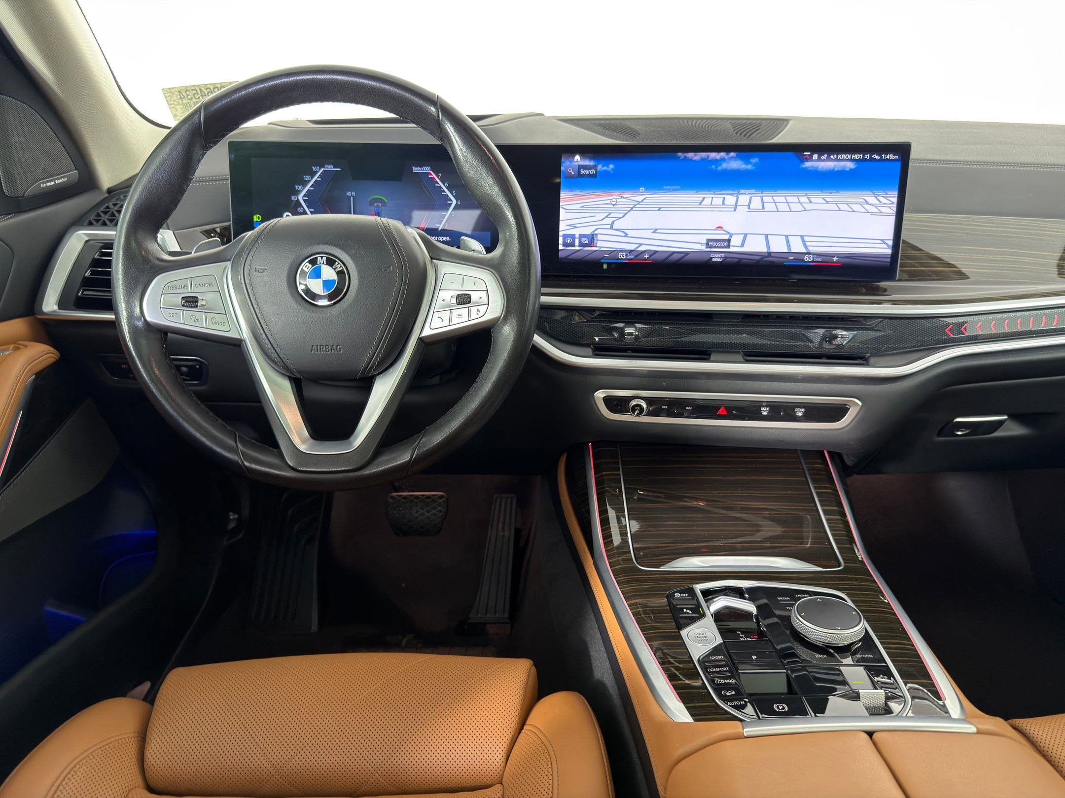 Used 2023 BMW X7 xDrive40i w/ Premium Package image 4