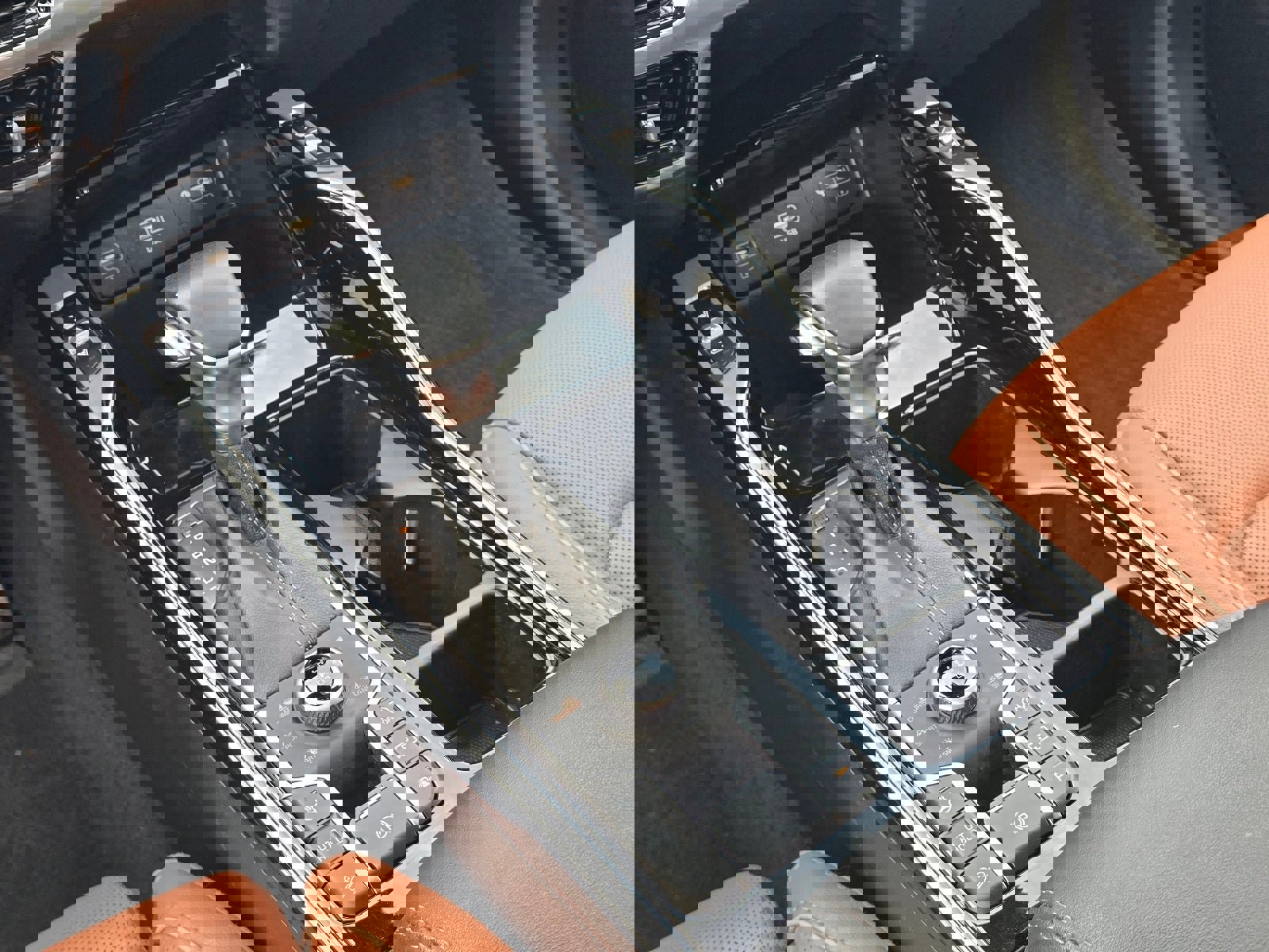 Used 2023 Kia Sorento SX Prestige image 17