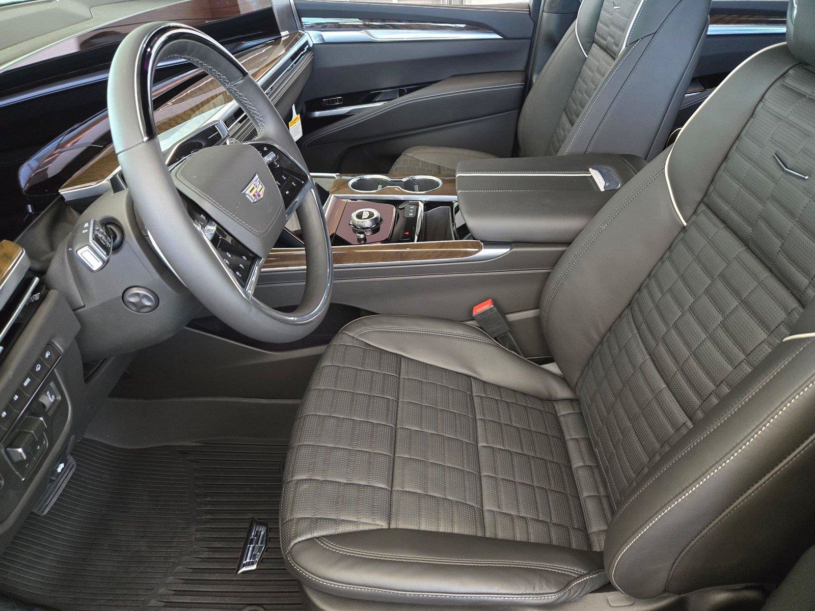 New 2026 Cadillac Escalade Platinum Sport w/ LPO, ONYX Package AWD/4WD image 10