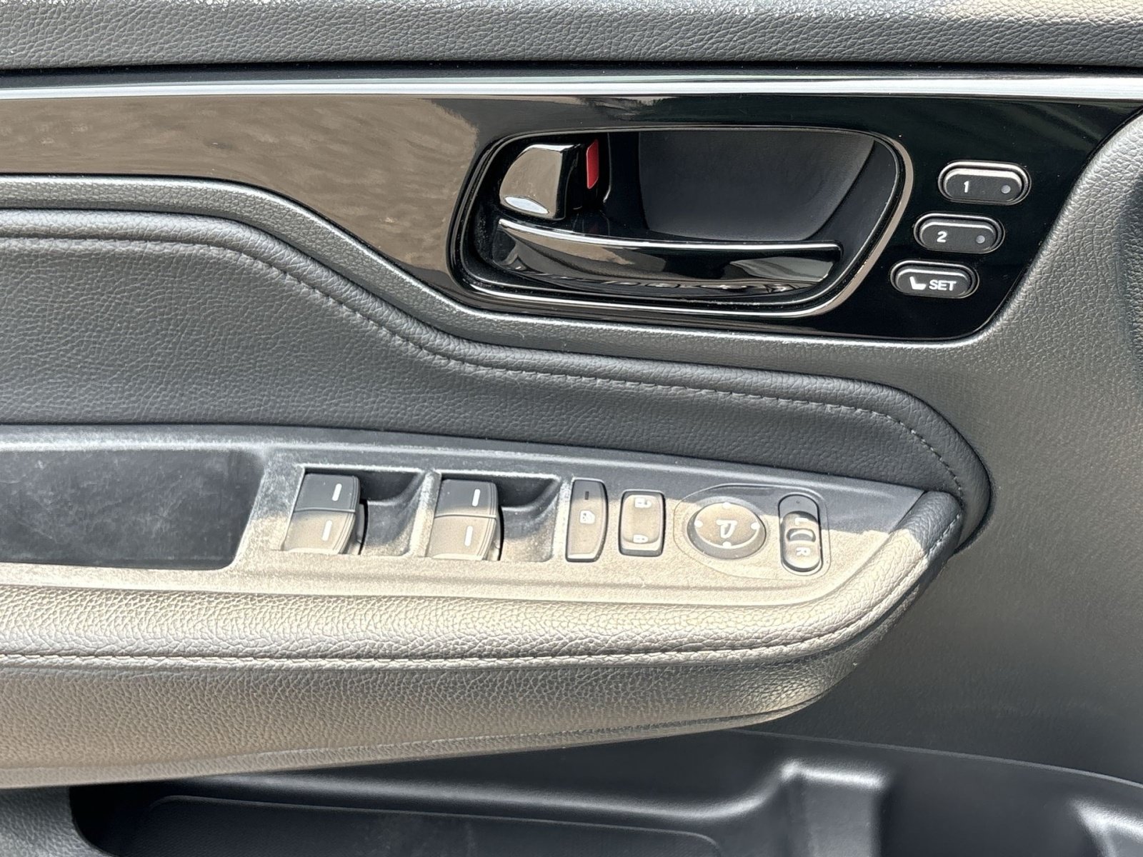 Used 2023 Honda Odyssey Touring image 15