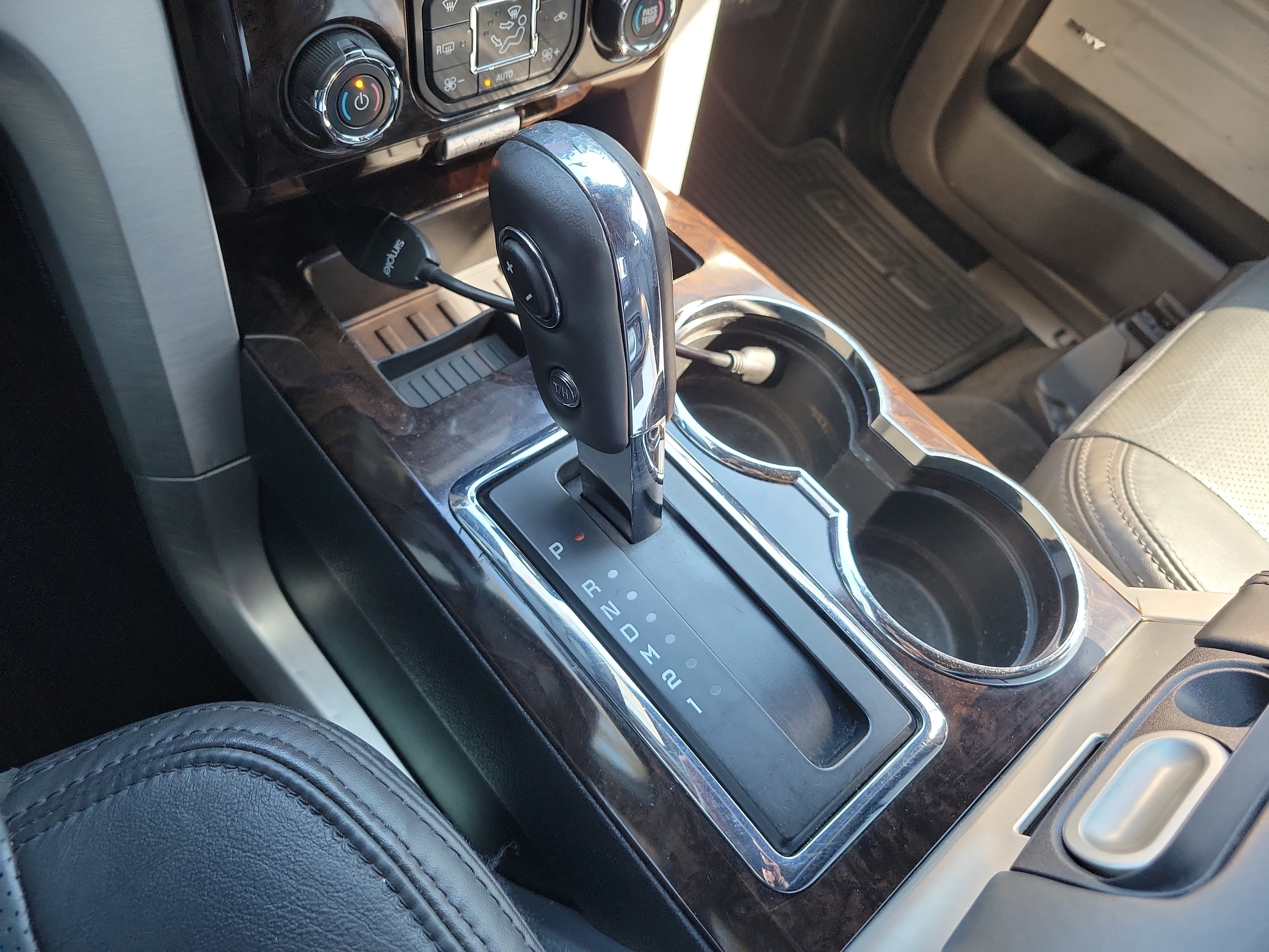 Used 2013 Ford F150 Platinum image 30