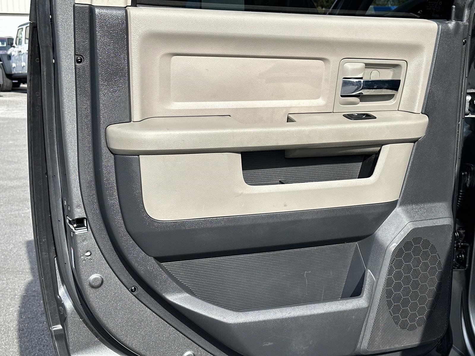 Used 2011 RAM 2500 Power Wagon w/ Luxury Group image 12