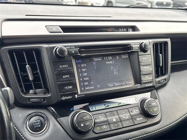 Used 2018 Toyota RAV4 XLE image 18