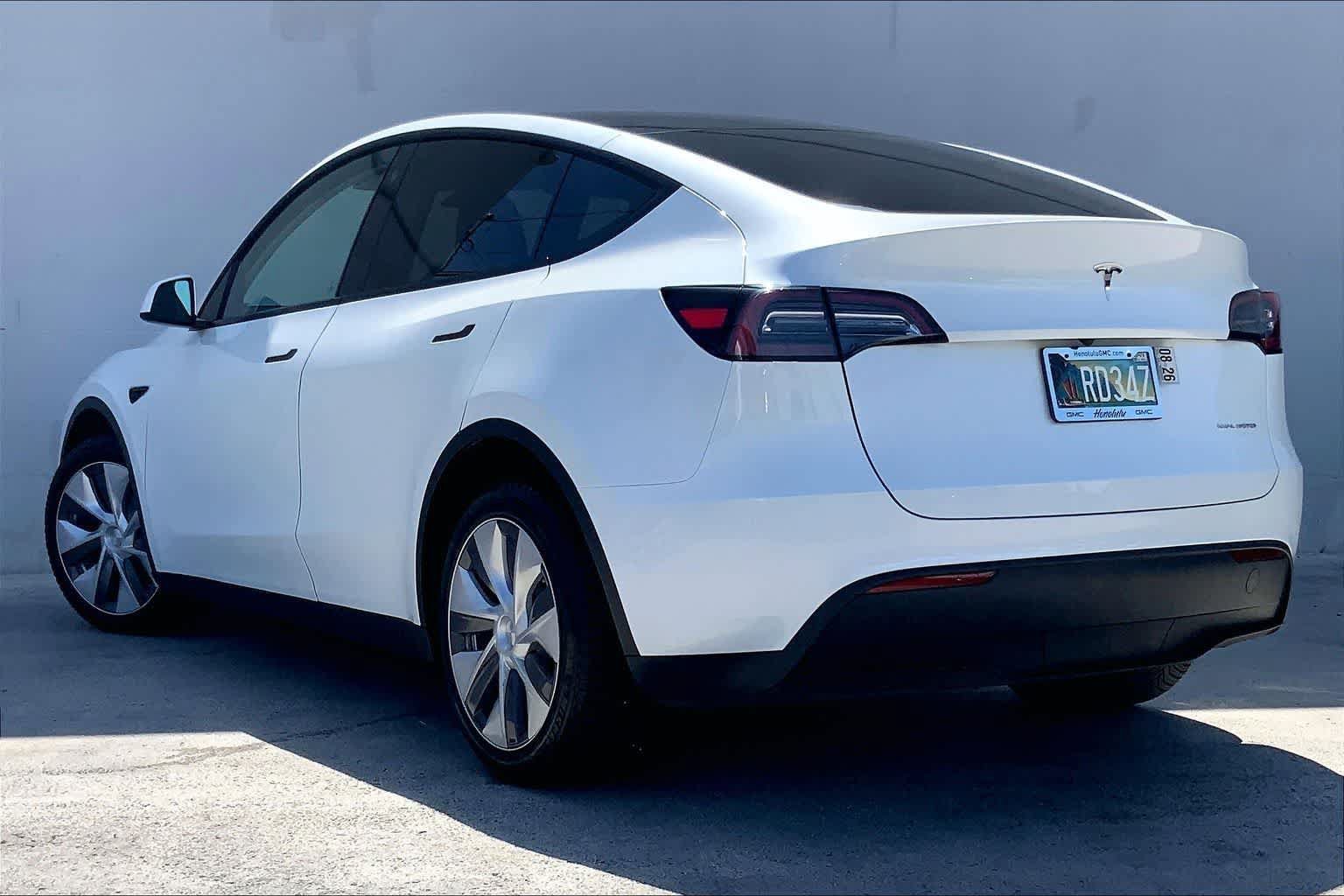 Used 2023 Tesla Model Y Long Range AWD/4WD image 4