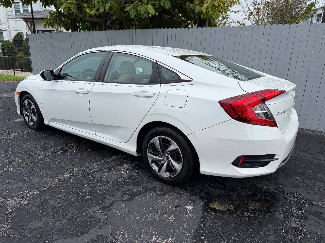 Used 2019 Honda Civic LX image 3